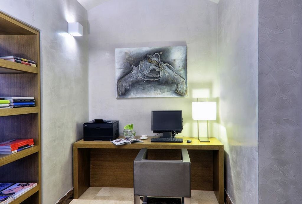 Nh Collection Madrid Palacio De Tepa Ngoại thất bức ảnh A home office